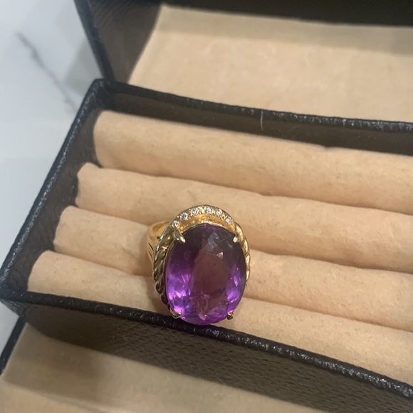 Amethyst ring around 8 carats in gold settings - Picture 4 of 6